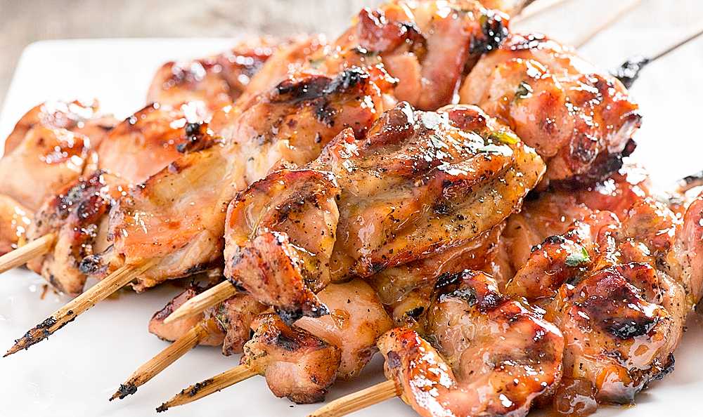 Шашлык из курицы + рецепты самого вкусного маринада, чтобы мясо было сочным и мягким