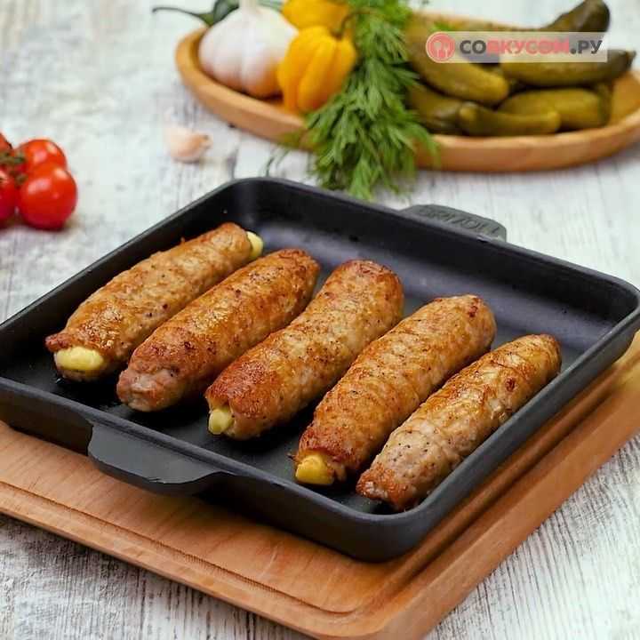 Мясные пальчики из свинины с салом