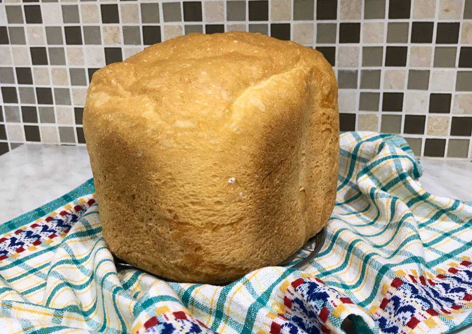Пошаговый рецепт хлеба в хлебопечке. Хлеб в хлебопечке. Вкусный хлеб в хлебопечке. Хлеб на сыворотке в хлебопечке. Хлеб на сырых дрожжах в хлебопечке.