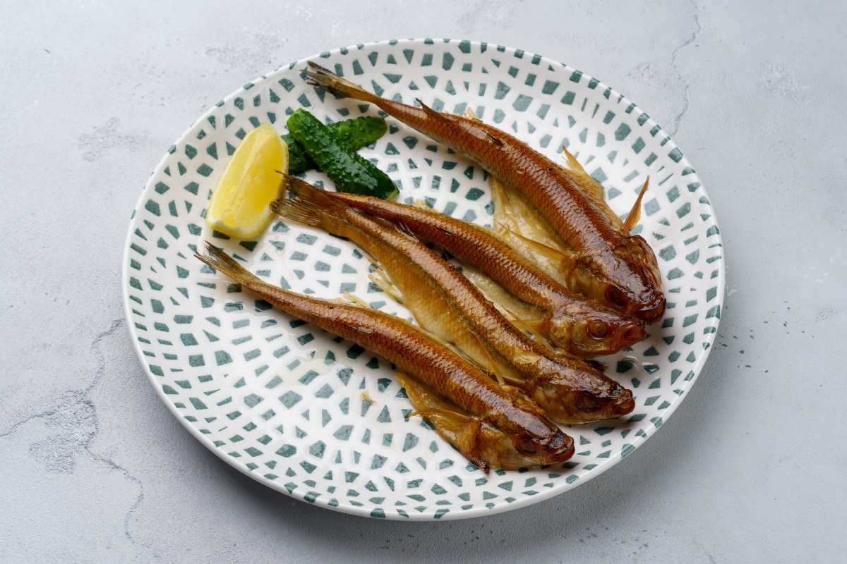 Как пожарить корюшку на сковороде вкусно