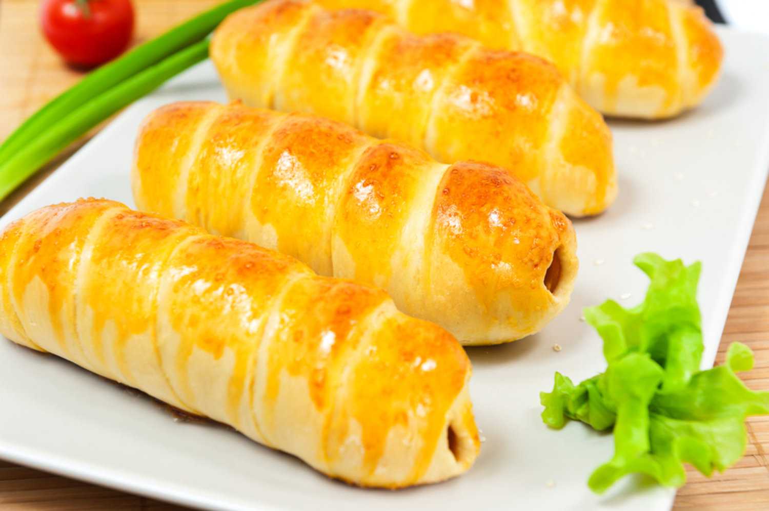 Сосиски в тесте - 20 быстрых и вкусных рецептов