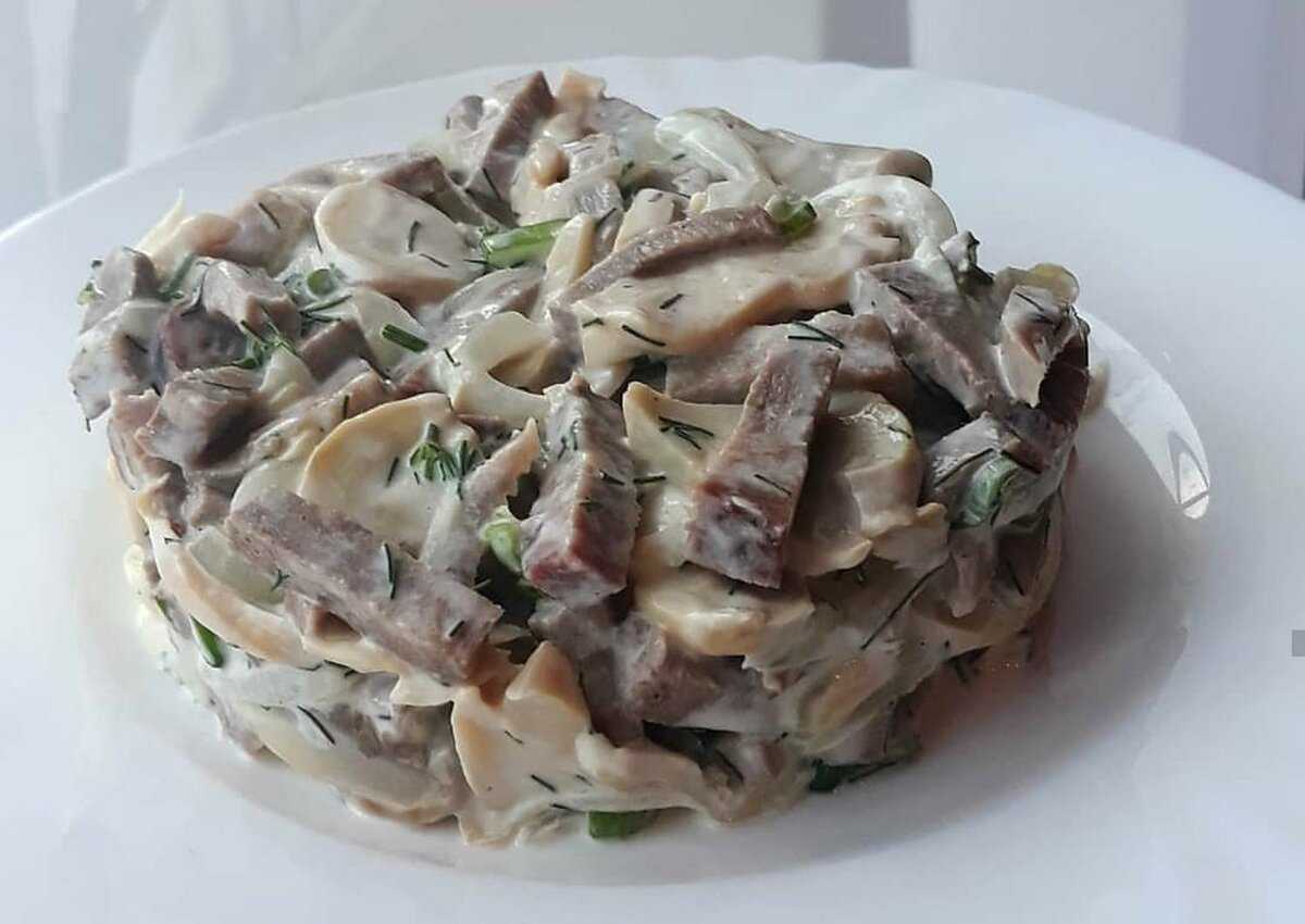 Простые салаты на новый год 2024 — 17 самых вкусных рецептов