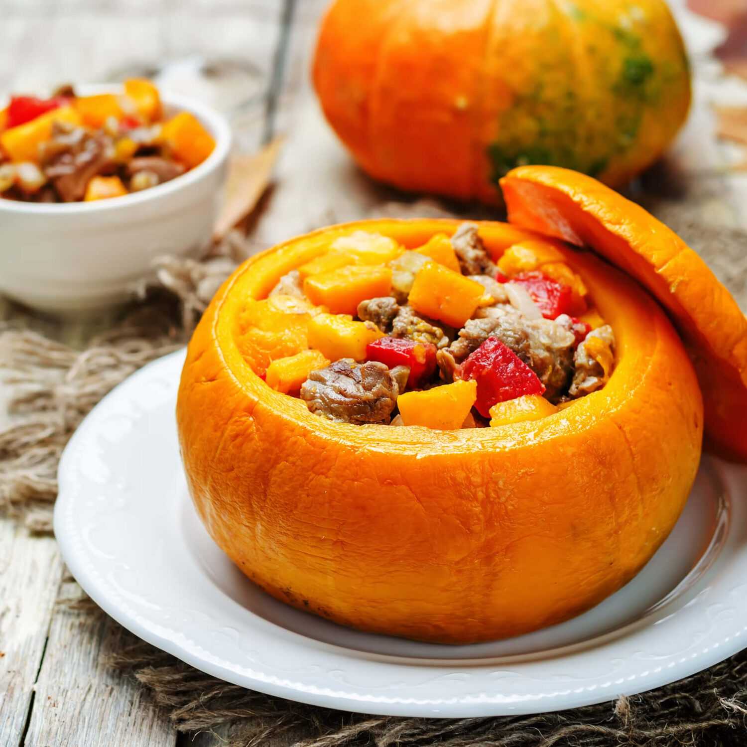 Тыква в духовке – 7 рецептов приготовления кусочками (быстро и вкусно!)