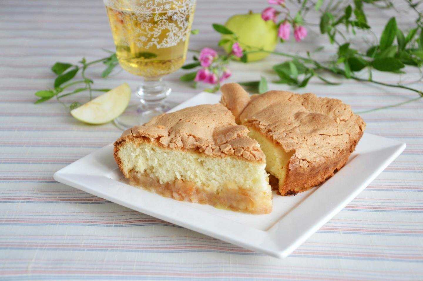Бисквитный пирог - 16 домашних вкусных рецептов приготовления