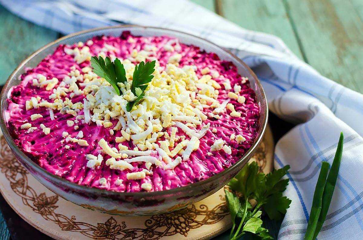 Салат из свеклы: очень вкусные рецепты «пальчики оближешь»