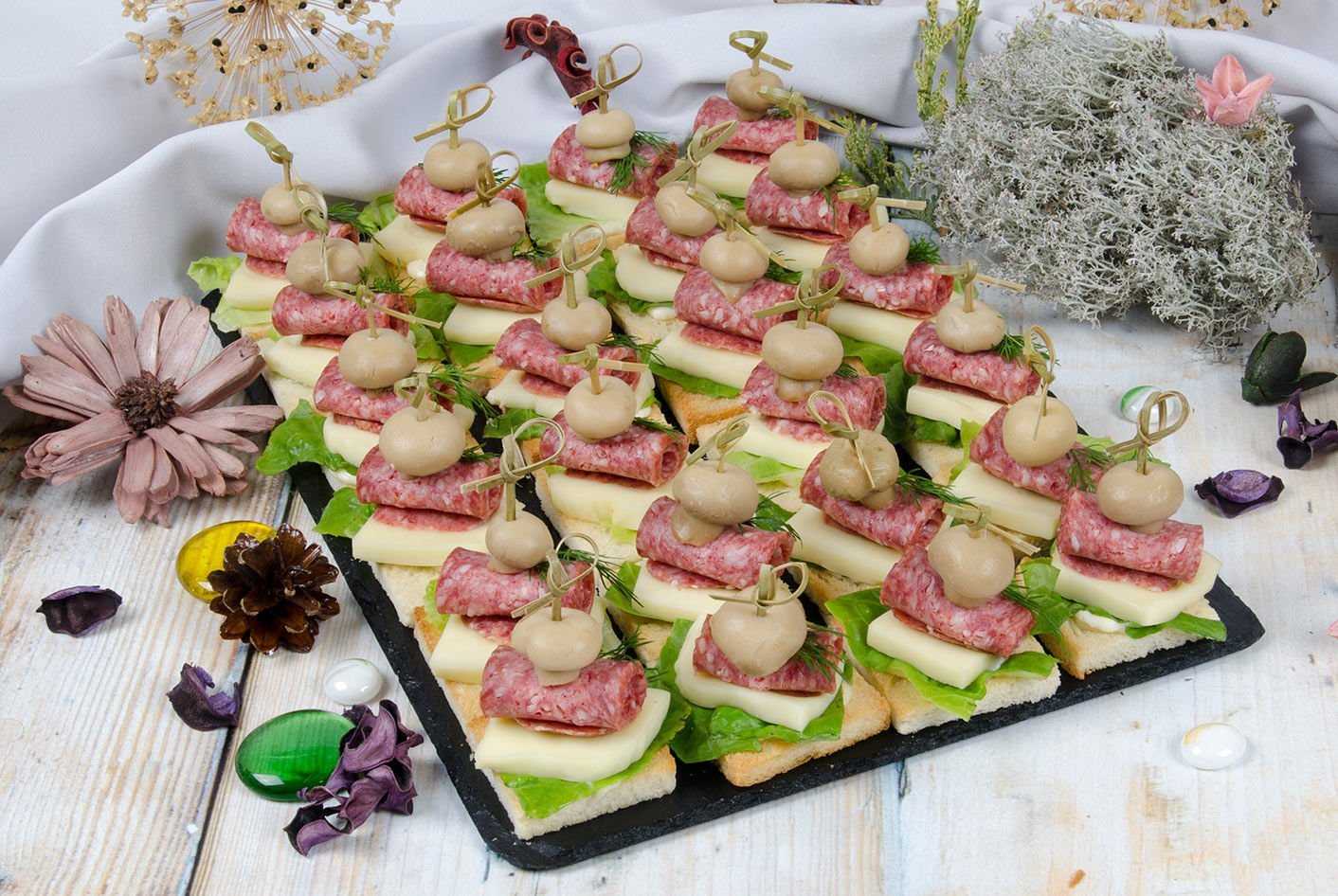 Рецепт канапе с семгой вкусные, недорогие варианты 2021 фото