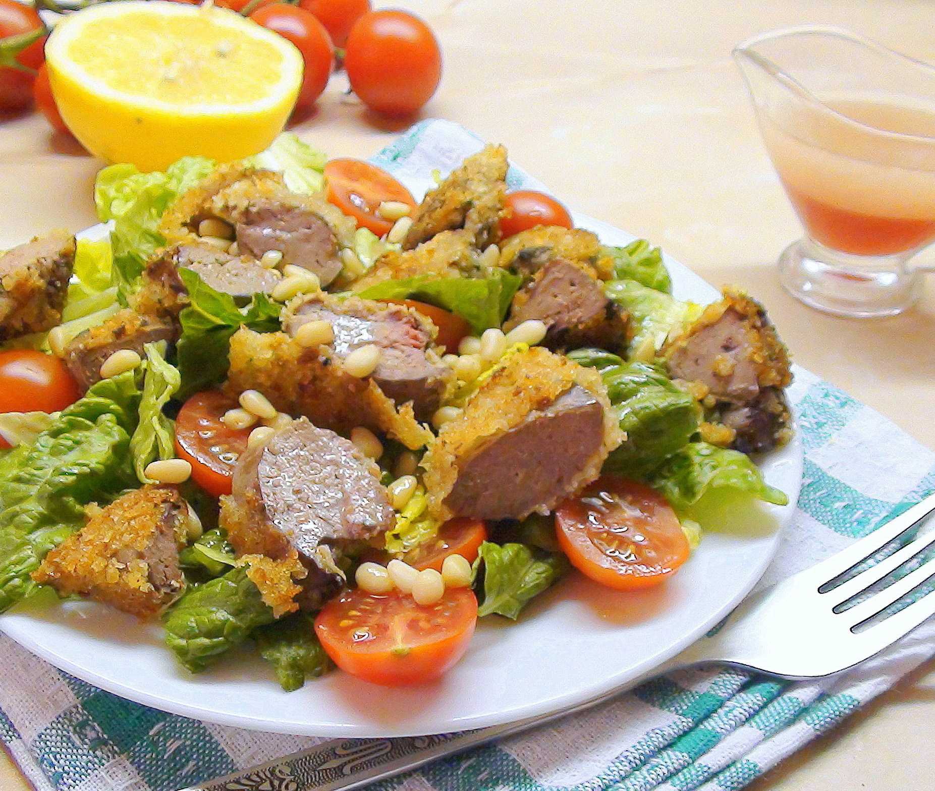 Слоеный салат с куриной печенью: рецепты с фото пошагово