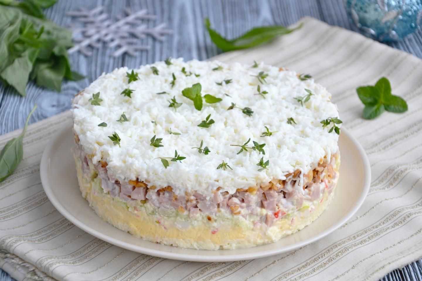 Салаты на новый год 2022-2023: 10 простых и бесподобно вкусных новинок новогодних рецептов