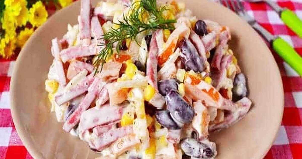 Салат с фасолью корейской морковью и сухариками рецепт с фото пошагово - 1000.menu