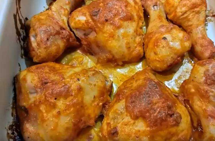 Куриные окорочка в духовке с хрустящей корочкой – 9 очень вкусных рецептов