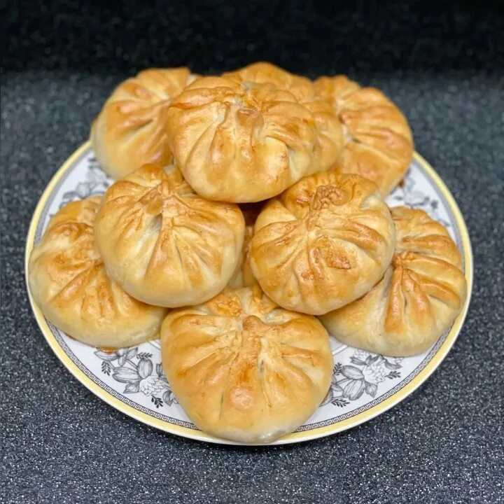 Татарская выпечка: элеш с курицей, рецепт приготовления