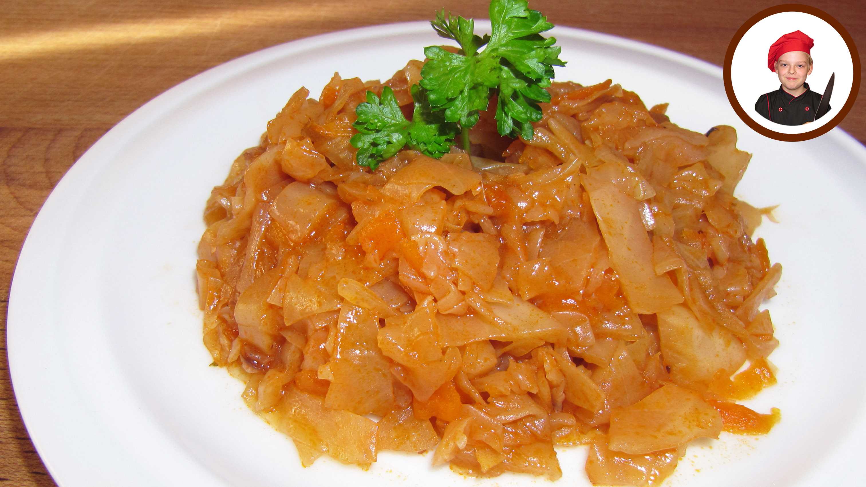 Тушеная капуста: очень вкусные классические рецепты