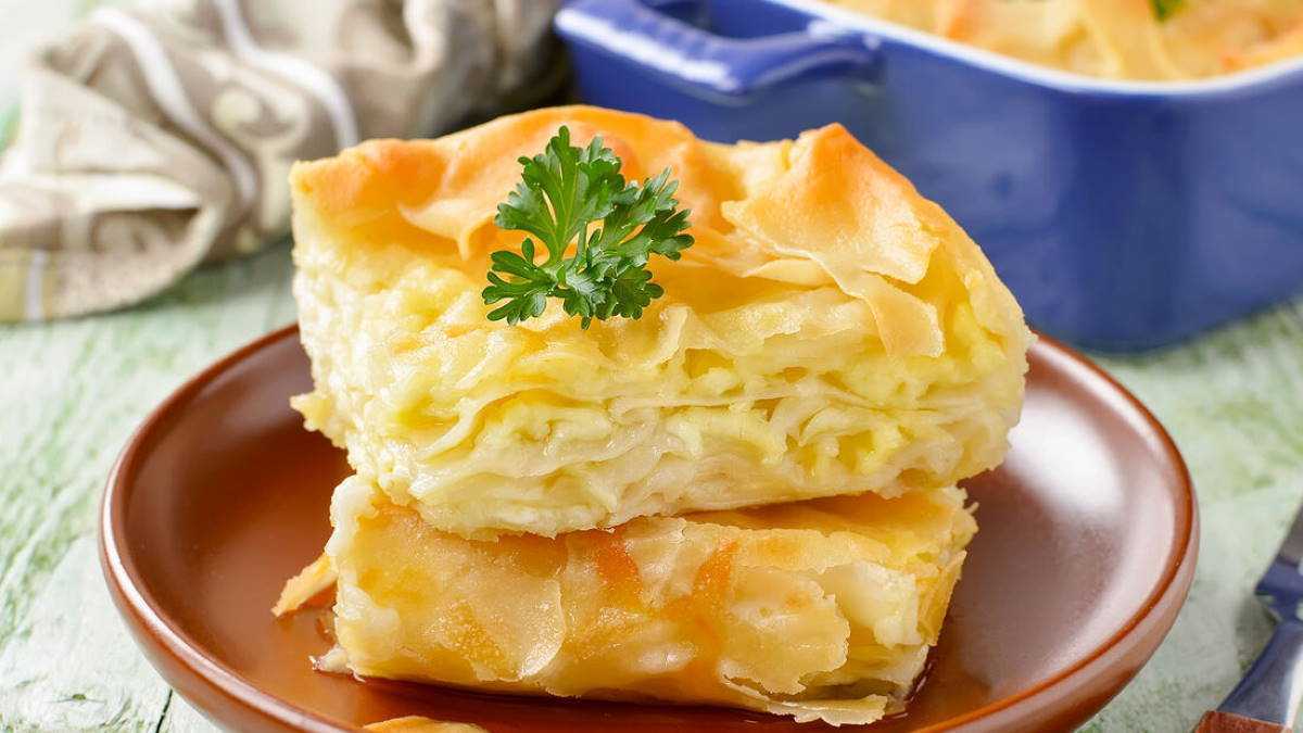 Пирог с сыром: дрожжевой, заливной, слоенный, с разными начинками