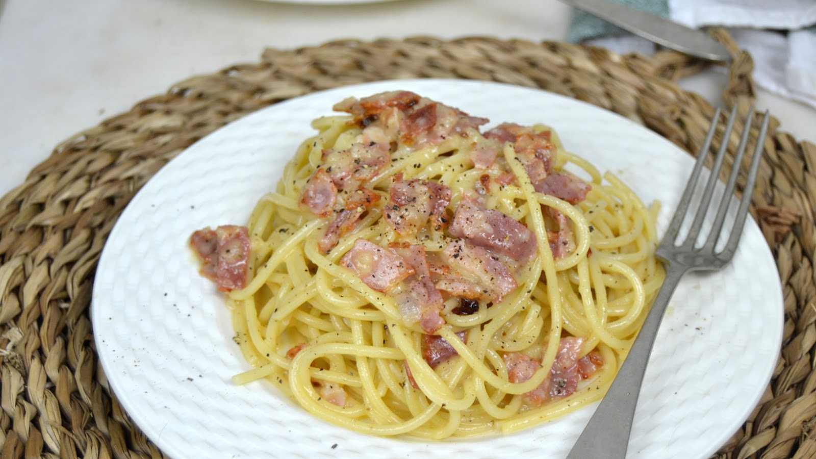 Макароны с сыром и беконом – простая изысканность для гурманов: рецепт с фото