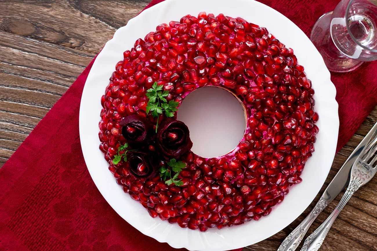 Салат гранатовый браслет с курицей — 4 очень вкусных классических рецепта