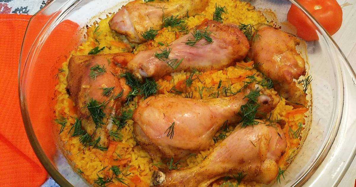 Простой способ сделать плов - это запечь рис с курицей в духовке Делается очень просто, без особых усилий, а получается очень вкусно Попробуйте