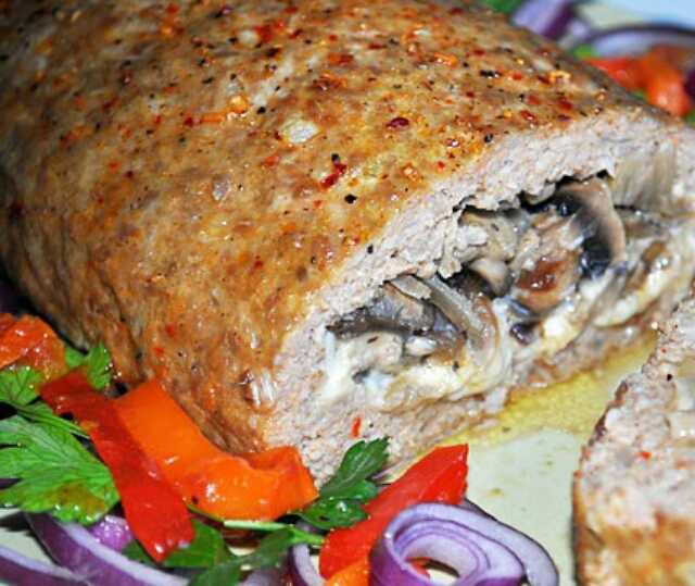 Рулетики из свинины с разными начинками - 10 рецептов с фото