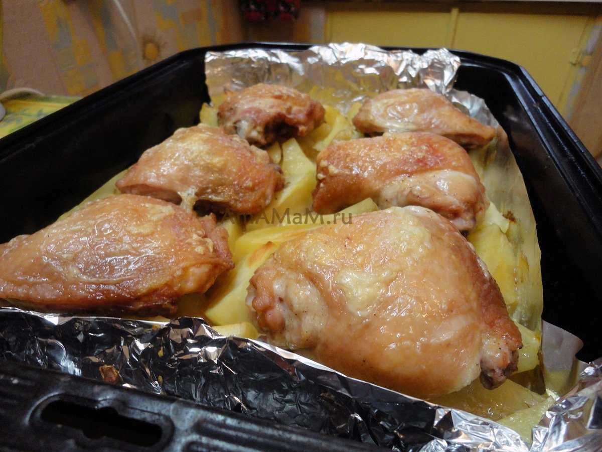 Как вкусно приготовить куриные бедрышки в духовке