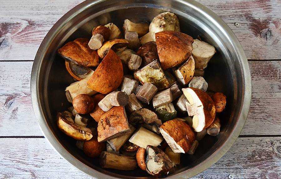 Как приготовить паштет из грибов на зиму в банках: через мясорубку, блендером, с овощами. грибной паштет на зиму в домашних условиях: из опят, вешенок, лисичек, шампиньонов, белых грибов
