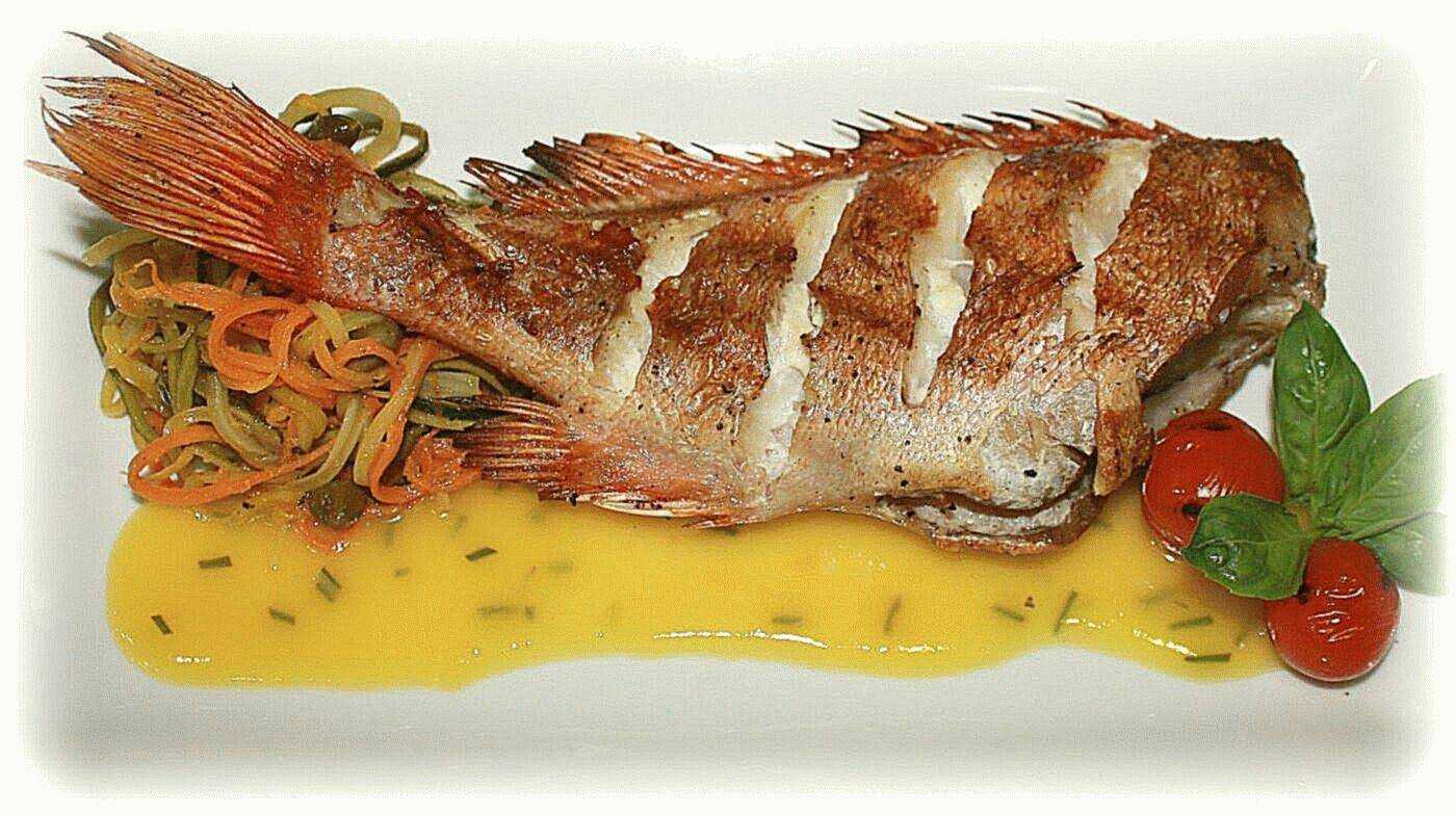Рецепт рыба под маринадом морской окунь с морковью луком и томатом и картофелем. калорийность, химический состав и пищевая ценность.