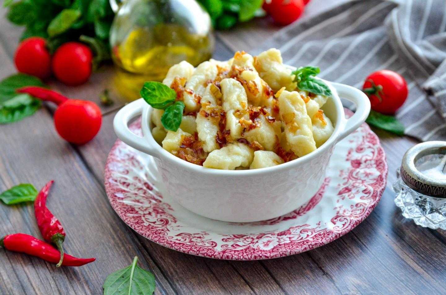 Вареники с сырой картошкой - 6 рецептов