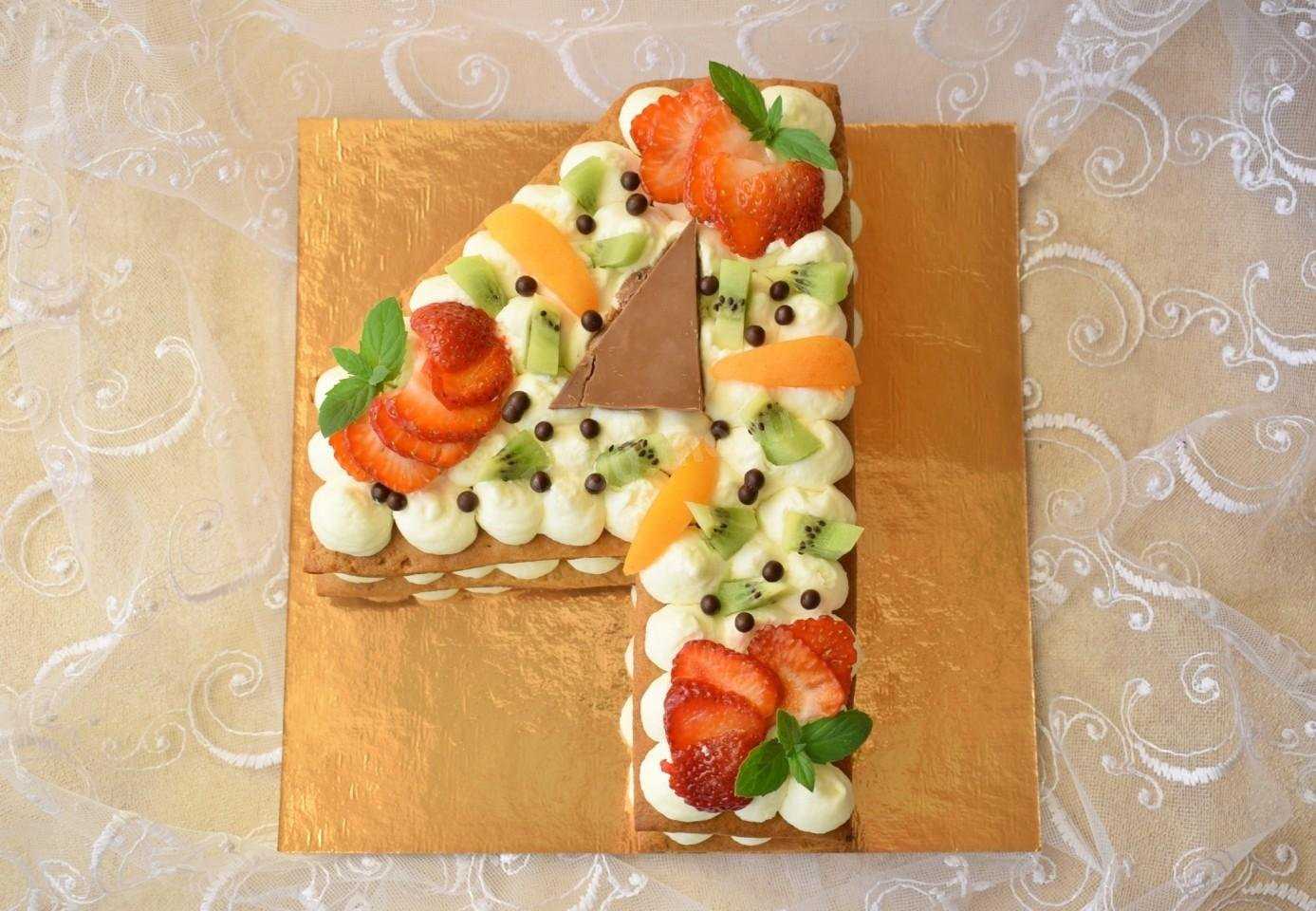 Торт цифра из медовых коржей, рецепт с фото пошагово, шаблон, трафарет, как украсить