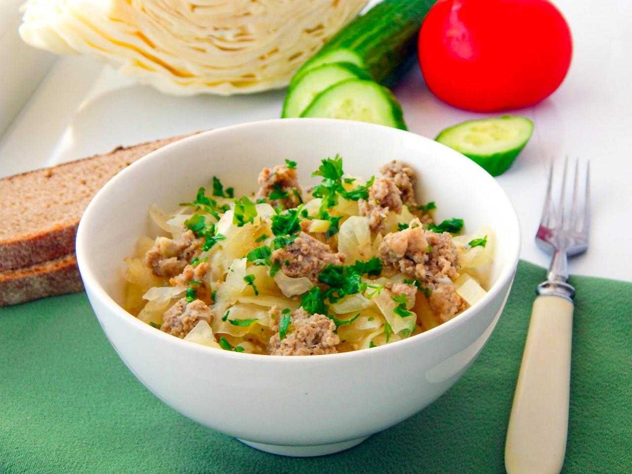 Капуста тушеная с мясом в мультиварке. как приготовить тушеную капусту с мясом в мультиварке: пошаговые рецепты. вкусные рецепты тушеной капусты с мясом в мультиварке, пошаговое описание действий