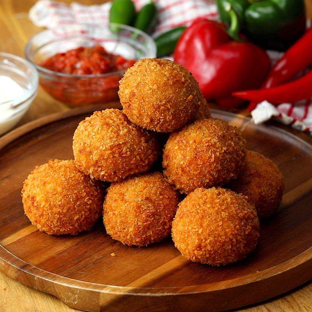 Сырные шарики — простые и вкусные рецепты шариков с сыром, как в ресторане