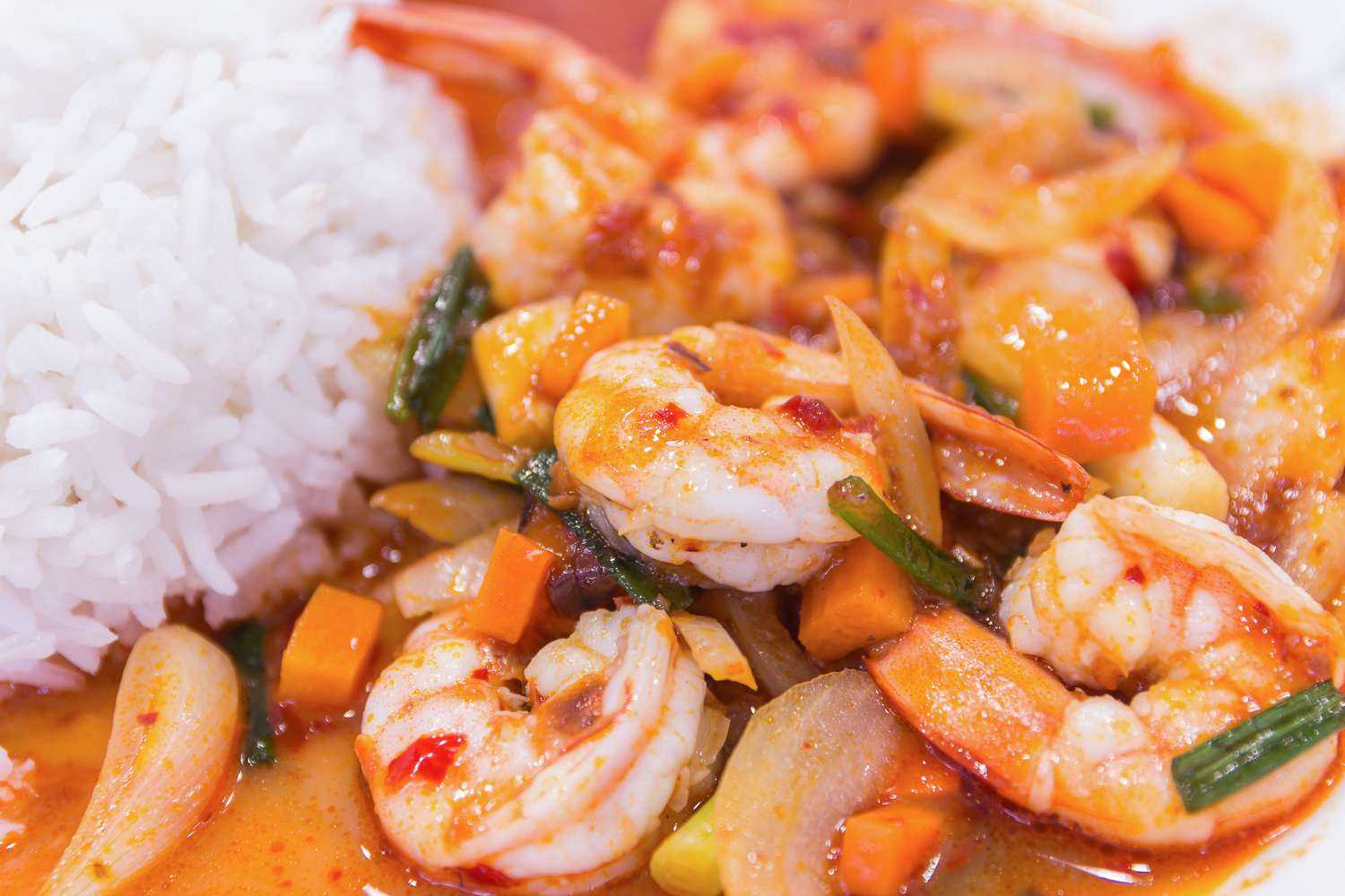Креветки карри по-тайски (thai red curry prawns)