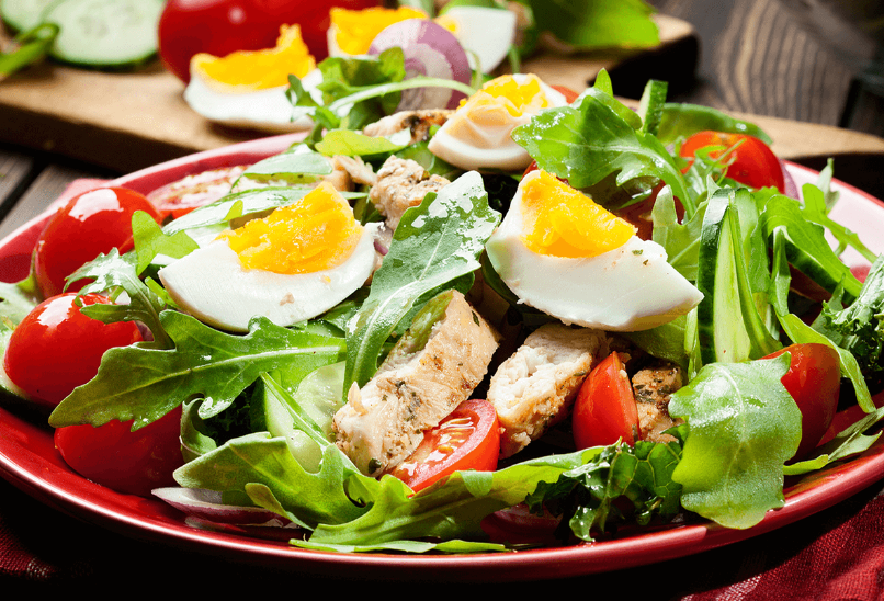 Салаты с куриной грудкой: 18 вкусных и простых рецептов