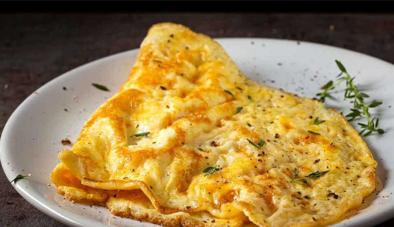 Сэндвич с яйцом и сыром на сковороде рецепт фото пошагово и видео - 1000.menu