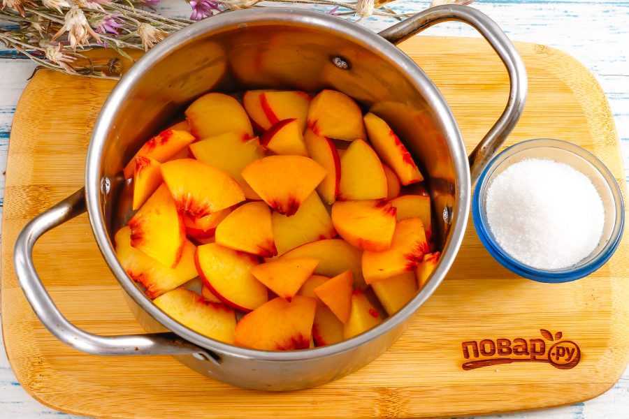 Компот из замороженной вишни с косточками: особенности, рецепты приготовления