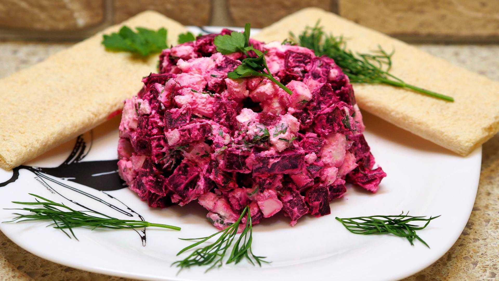Салат из сырой свеклы — топ-15+ очень вкусных рецептов с фото