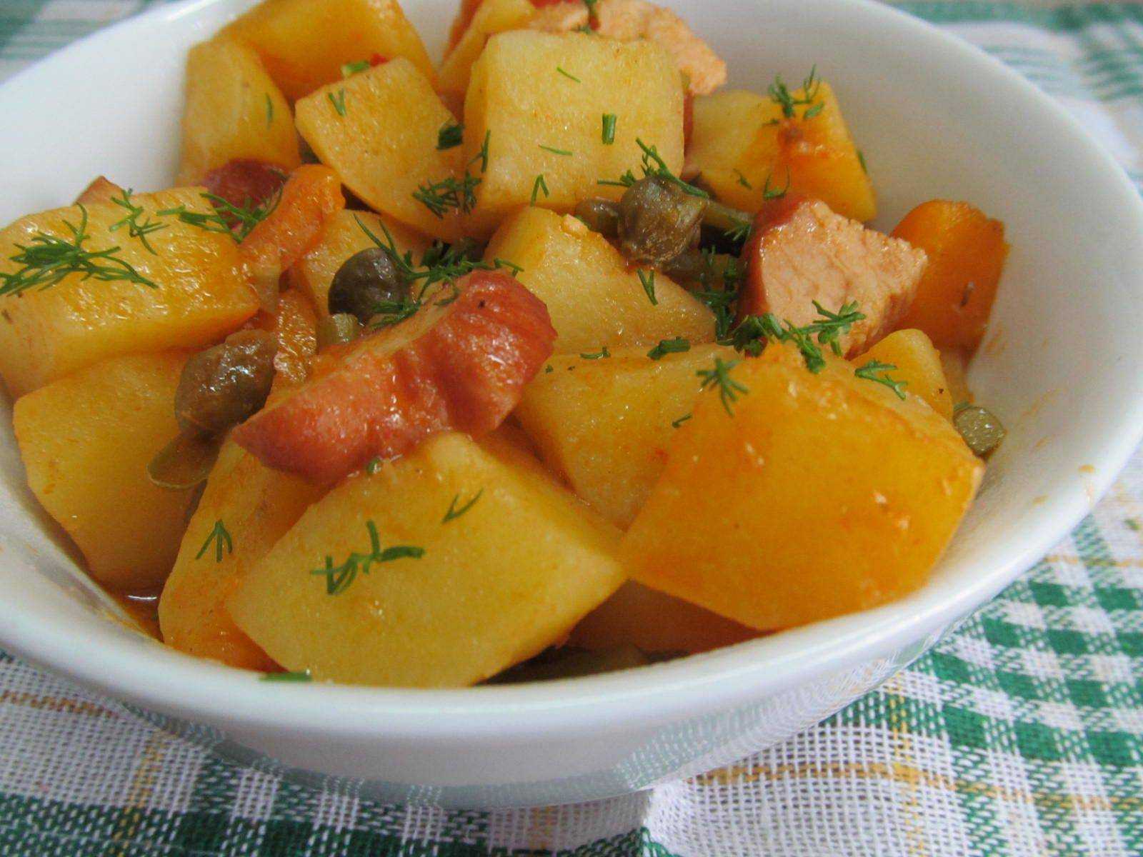 Картофель с копченой грудинкой - вкусные рецепты