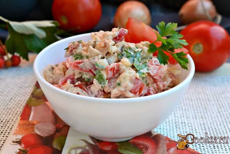 Салат с плавленным сыром и курицей — 7 классных рецептов