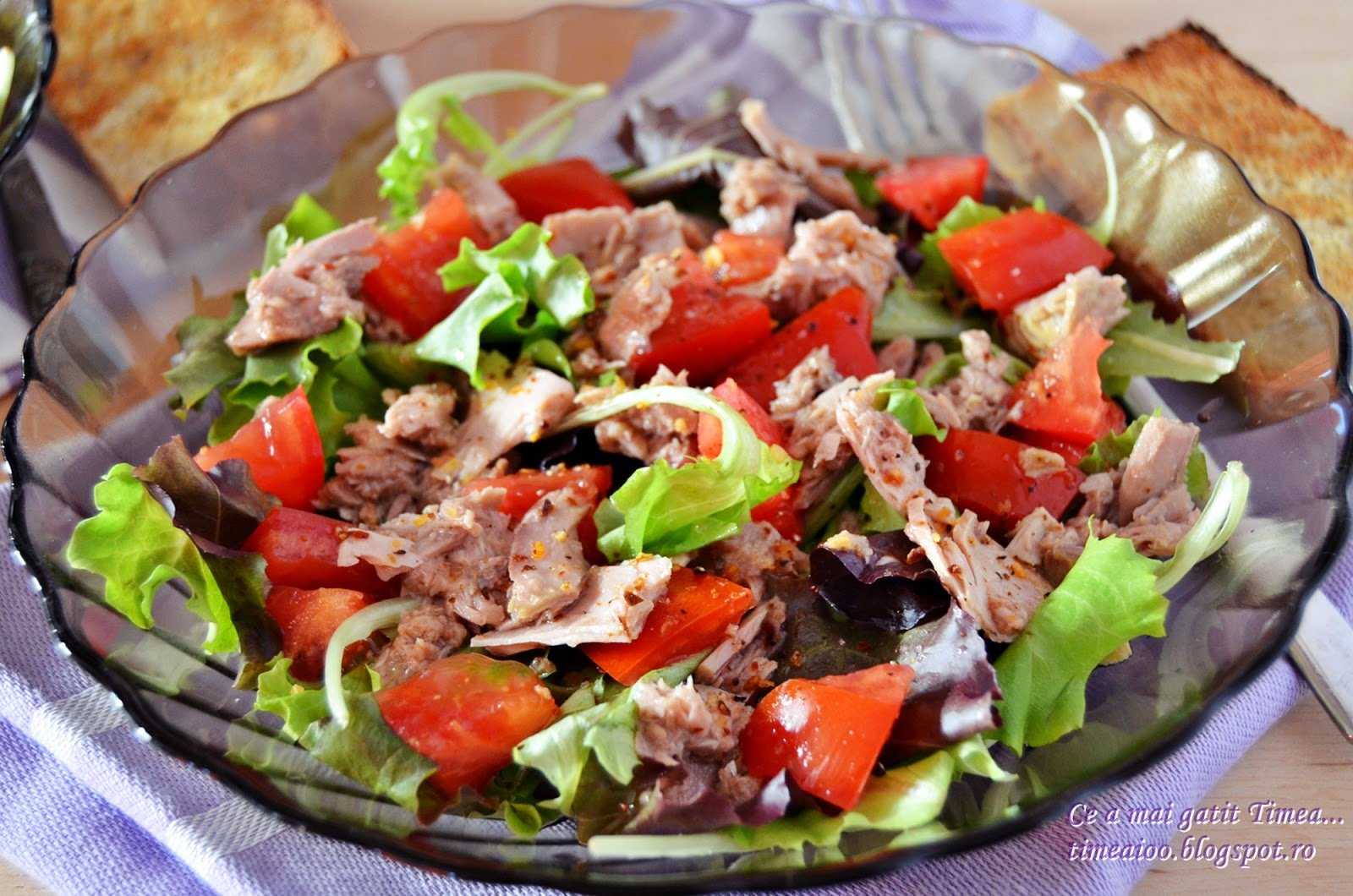 Салаты с селедкой: 10 вкусных и простых рецептов