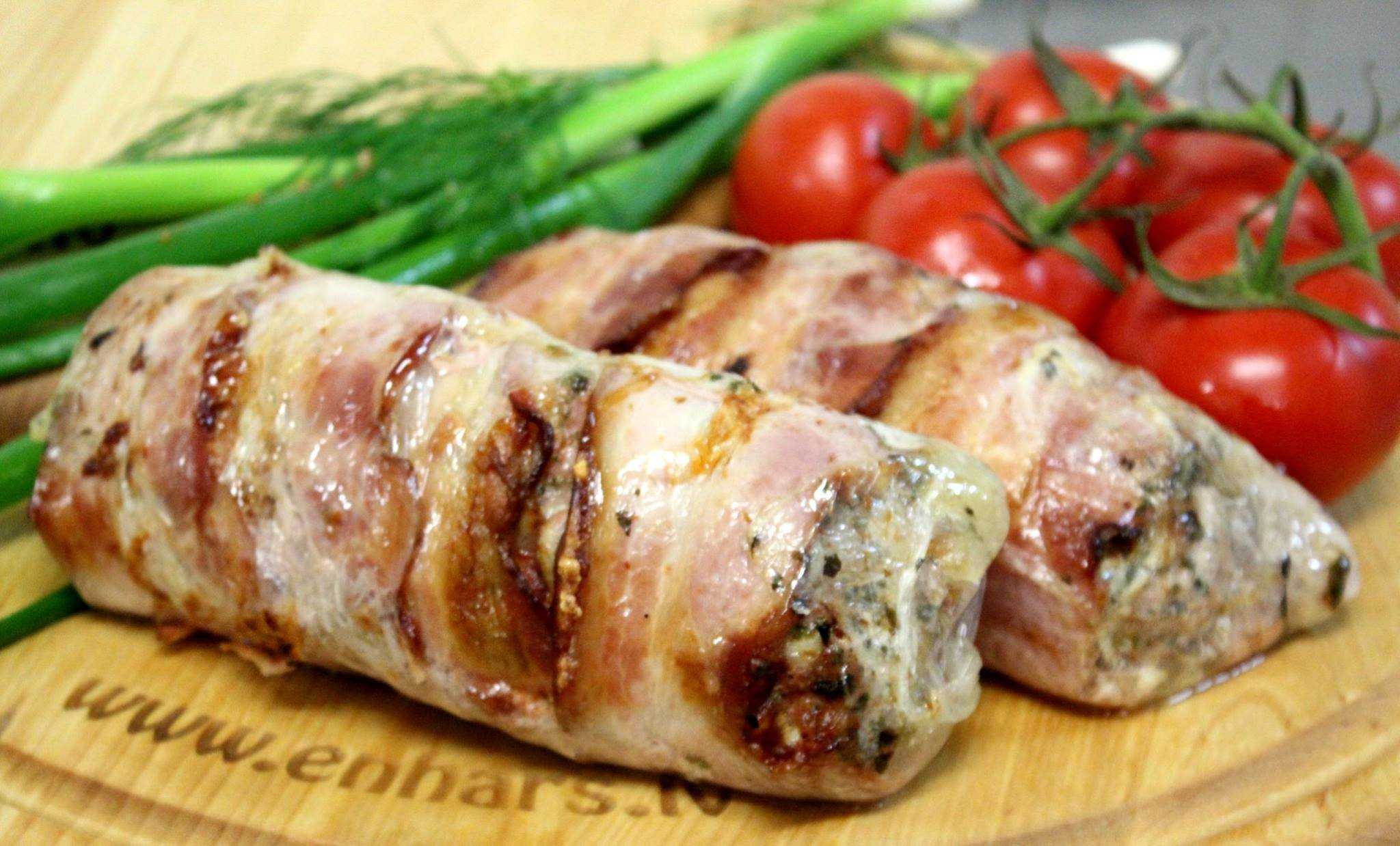 Рулетики из свинины с грибами
