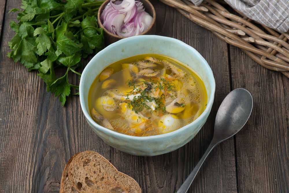 Бульон из курицы: из какой части варить и сколько