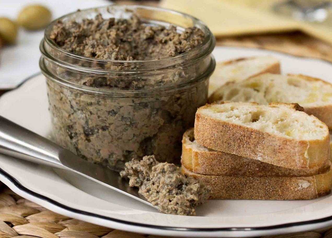 Опытные кулинары знают огромное количество рецептов вкусных паштетов Но среди таких паштетов есть один, который отличается от остальных непревзойдённым