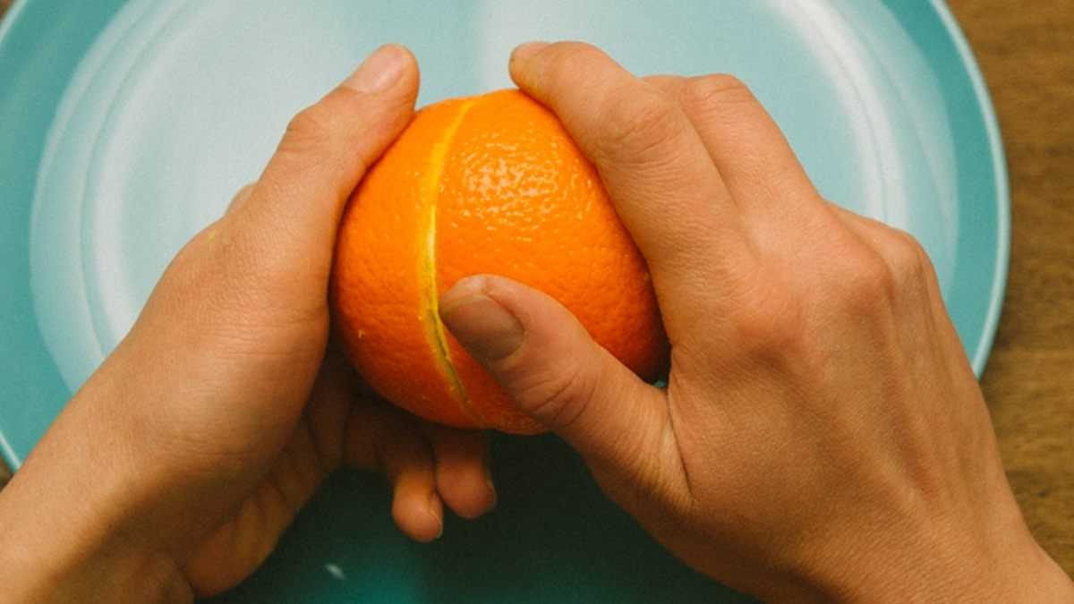 Как почистить апельсин