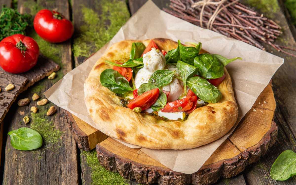Пиде по-турецки в духовке — 5 простых и вкусных рецептов приготовления