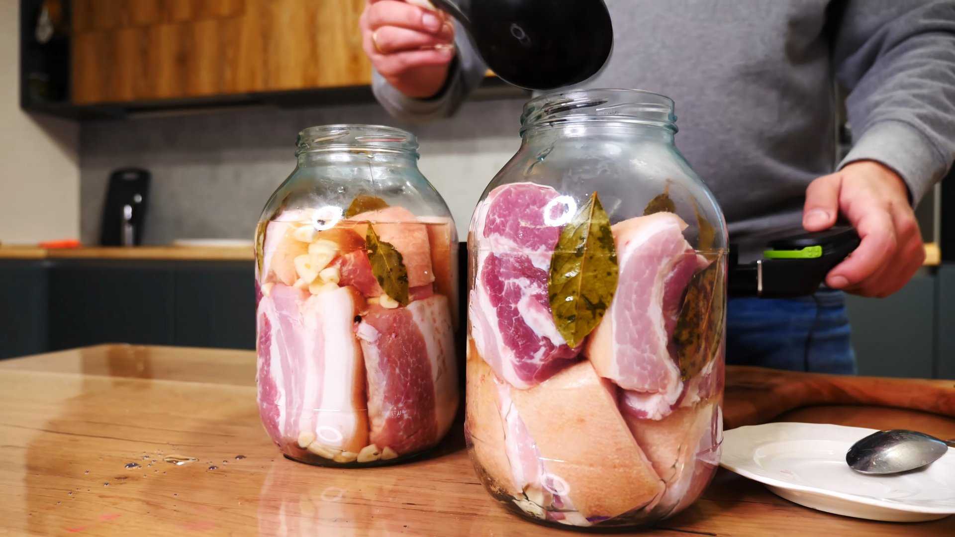 Сало в рассоле — самый вкусный рецепт, в банке, горячим или холодным способом, на зиму
