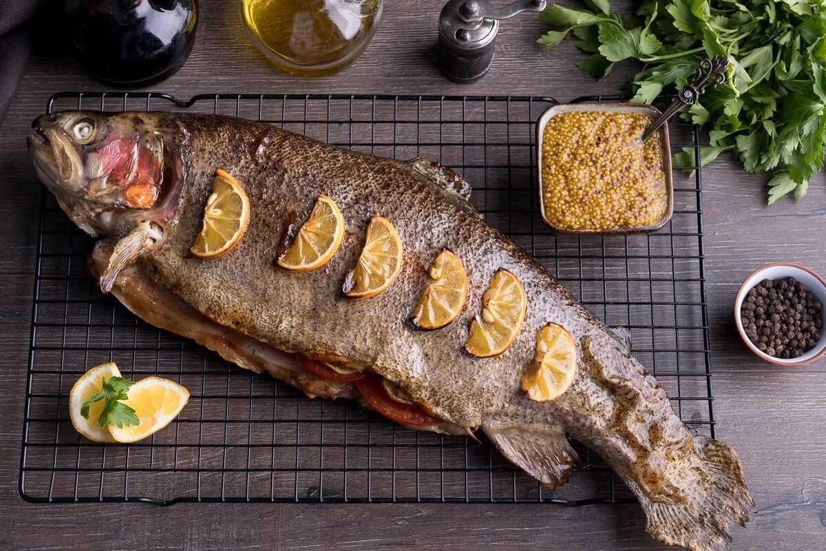 Форель в духовке запеченная