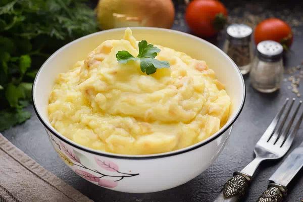 Картофельное пюре с салом и луком - рецепт с фотографиями - patee. рецепты