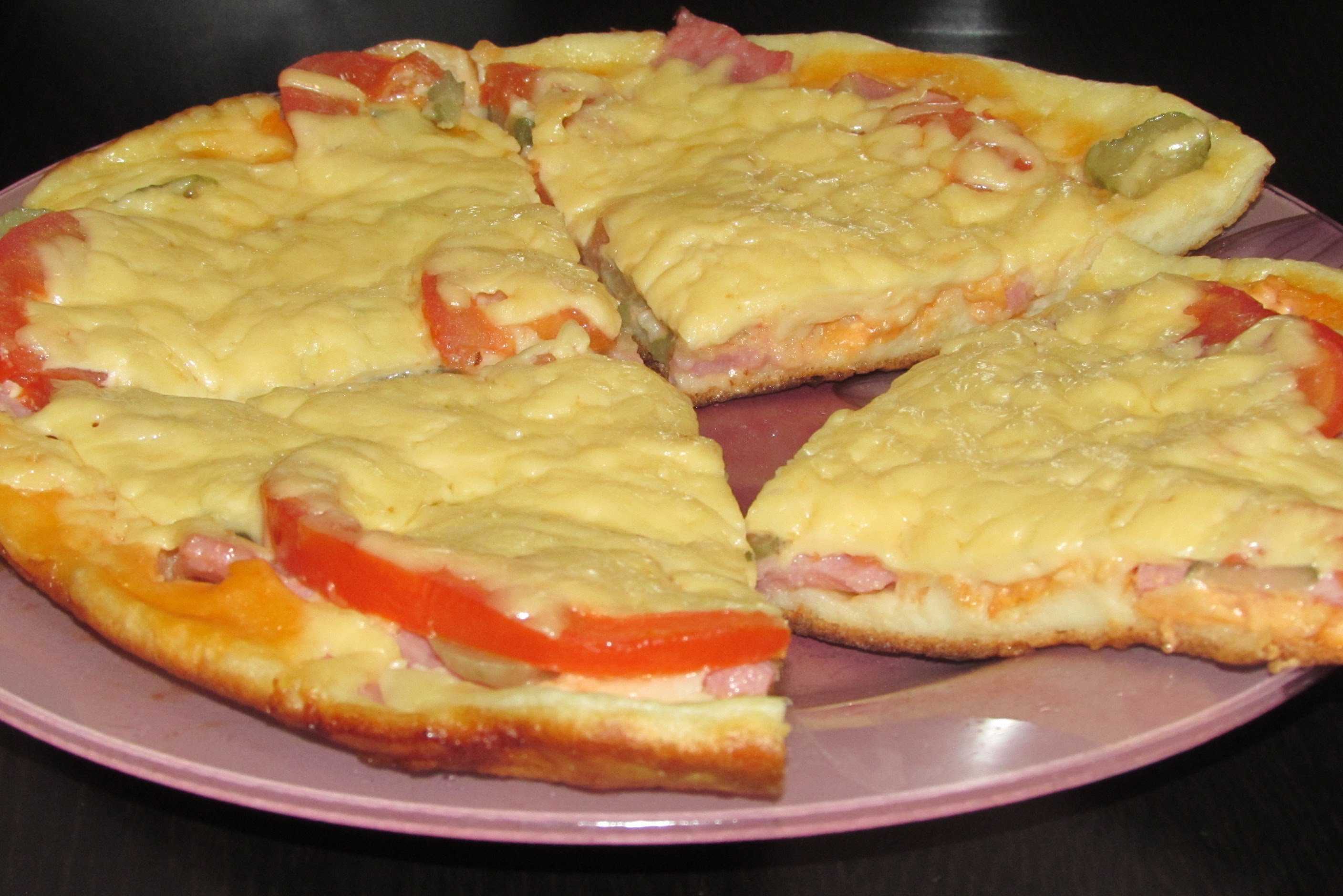Пицца на сковороде за 10 минут: быстрые и вкусные рецепты с пошаговым описанием