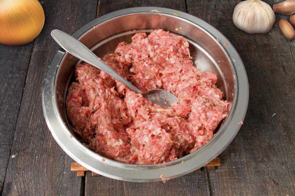Как приготовить фарш из говядины и свинины - пошаговый рецепт с фото