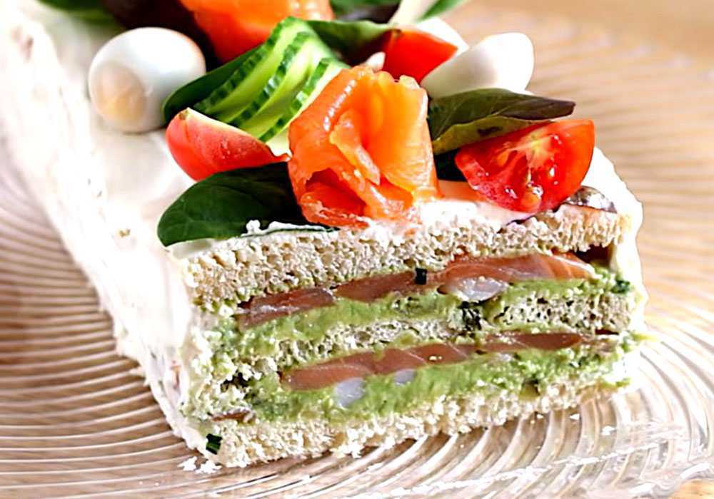 Рыбный пирог с семгой — 7 очень вкусных рецептов