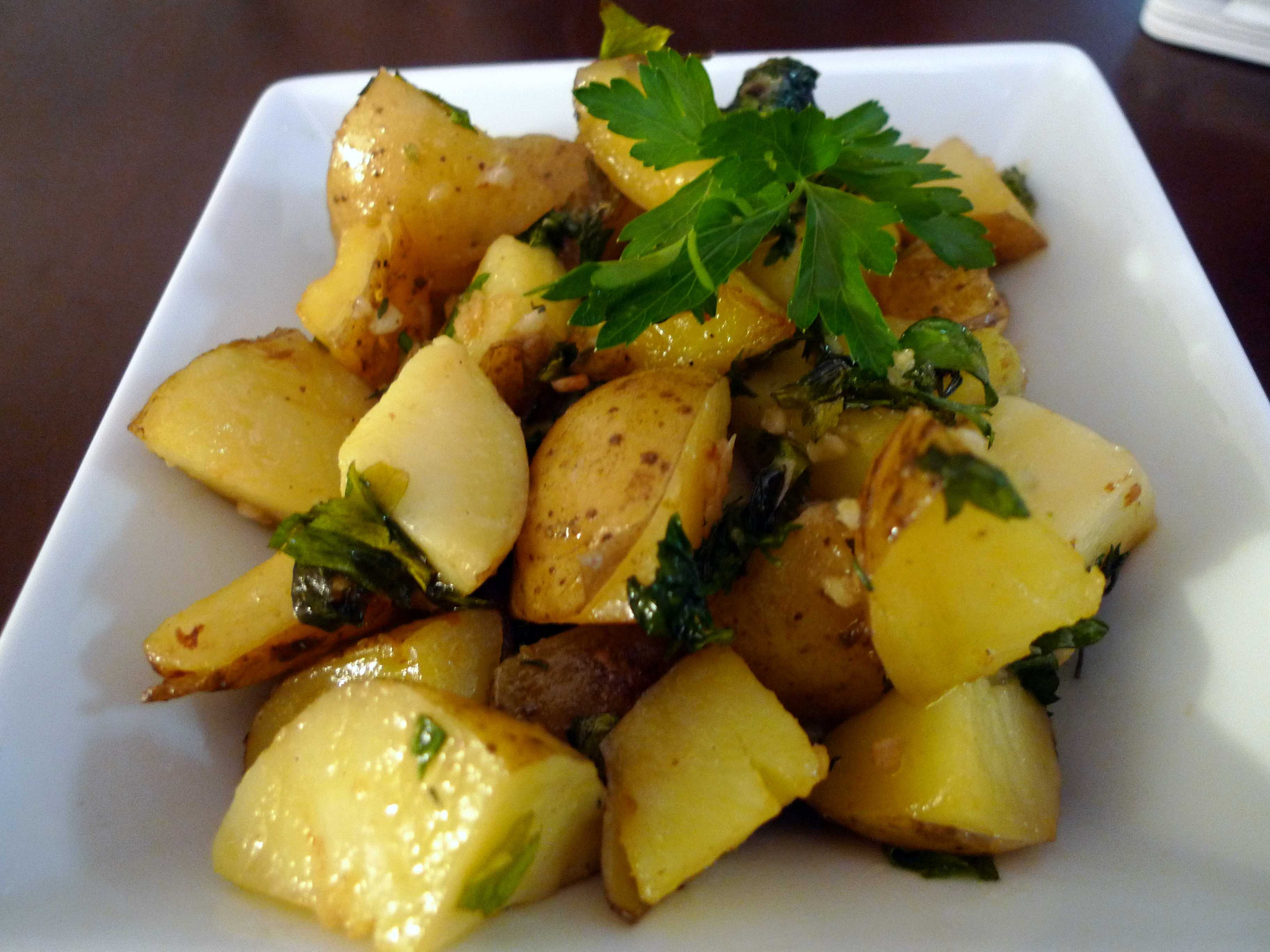 5 способов сделать отварной картофель вкуснее