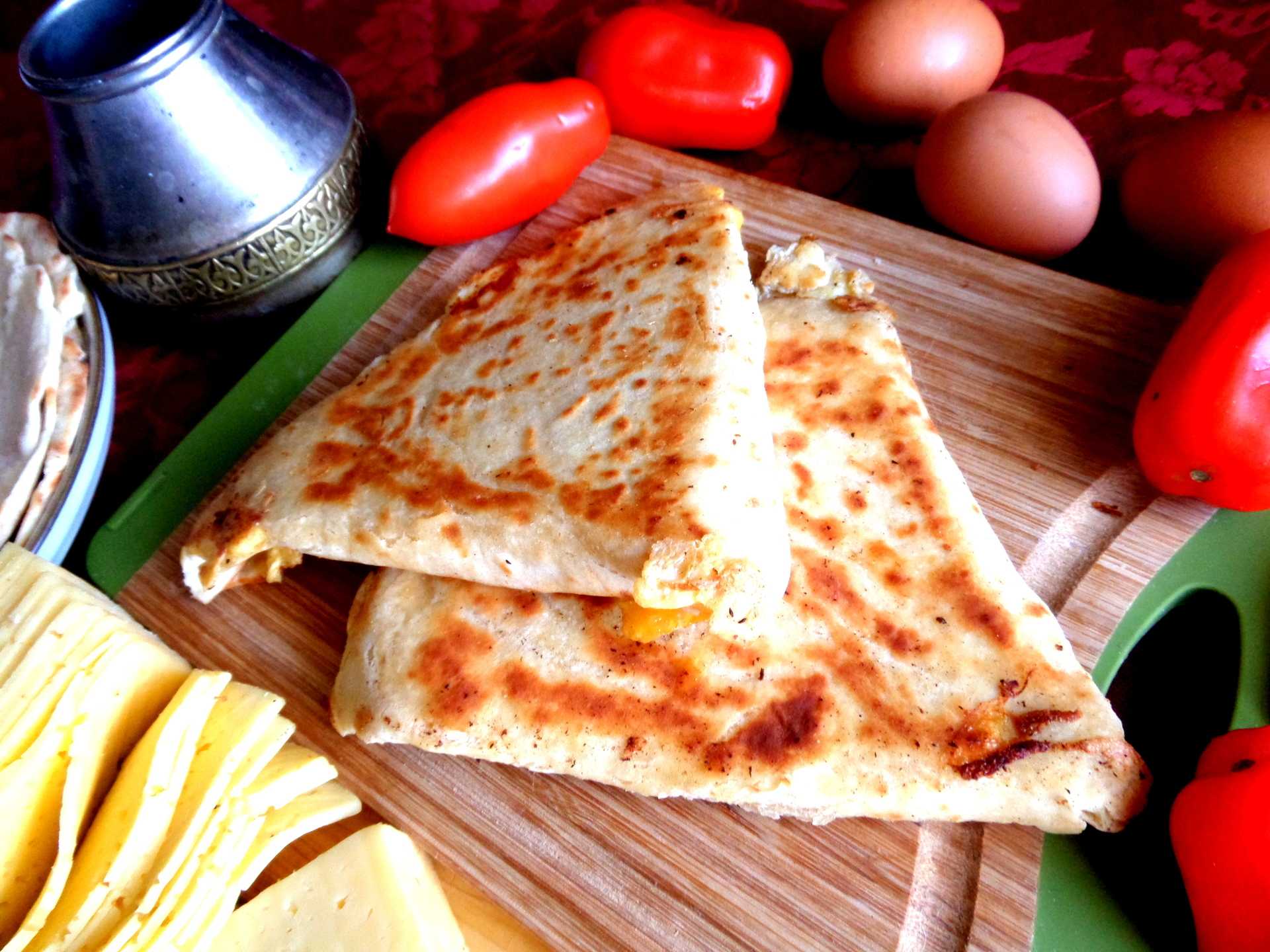 Ека армянская закуска: кавказское блюдо ёка из лаваша с сыром, яйцом и зеленью, пошаговый рецепт с фото от автора udzhal1462