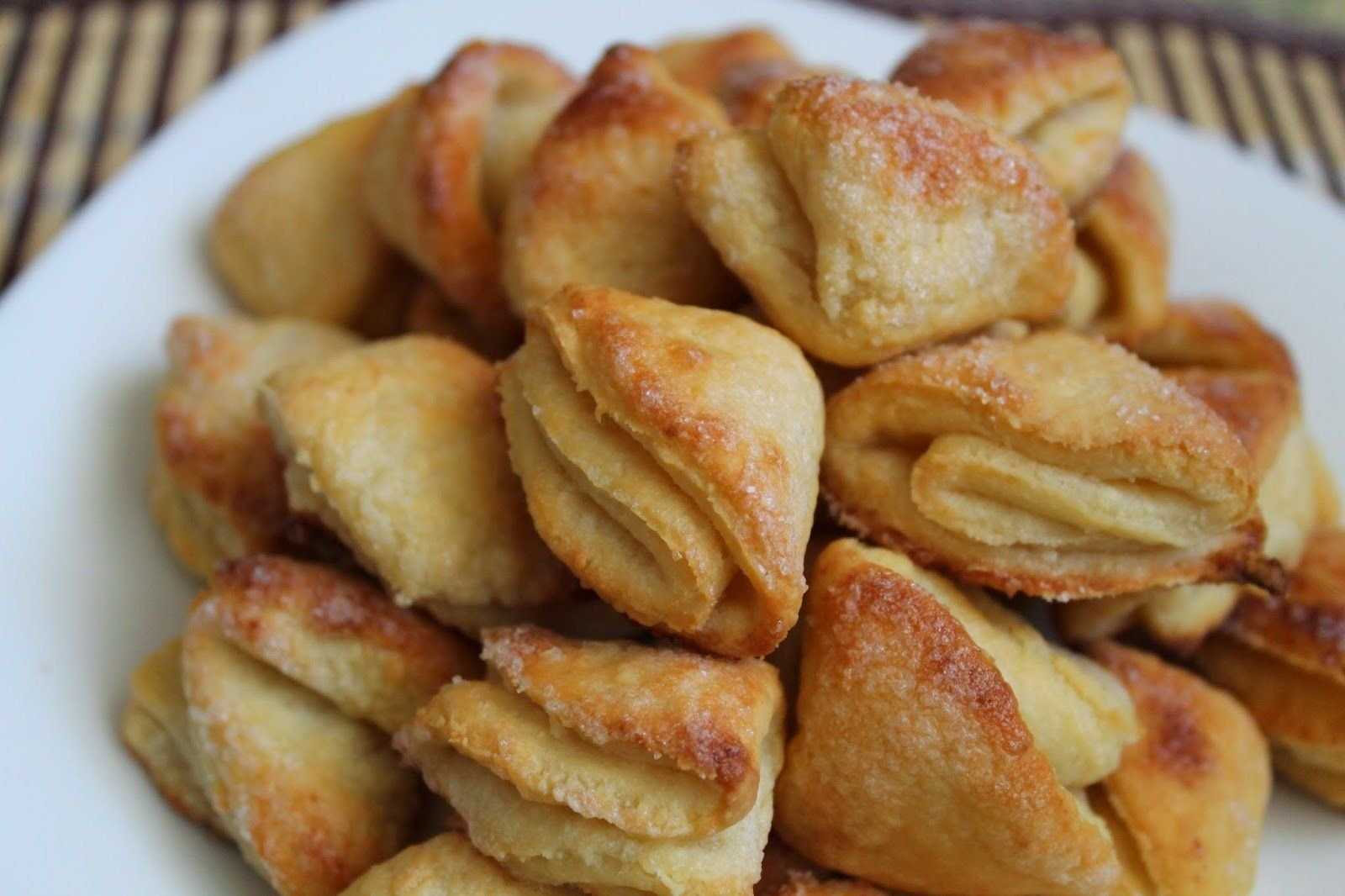 Печенье из творога треугольники с сахаром. 4 рецепта